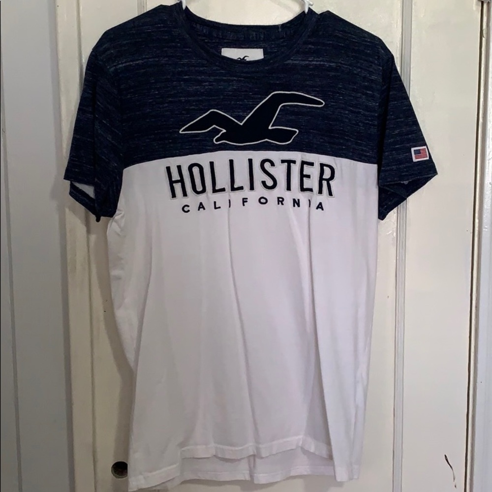 Men’s Hollister Shirt.